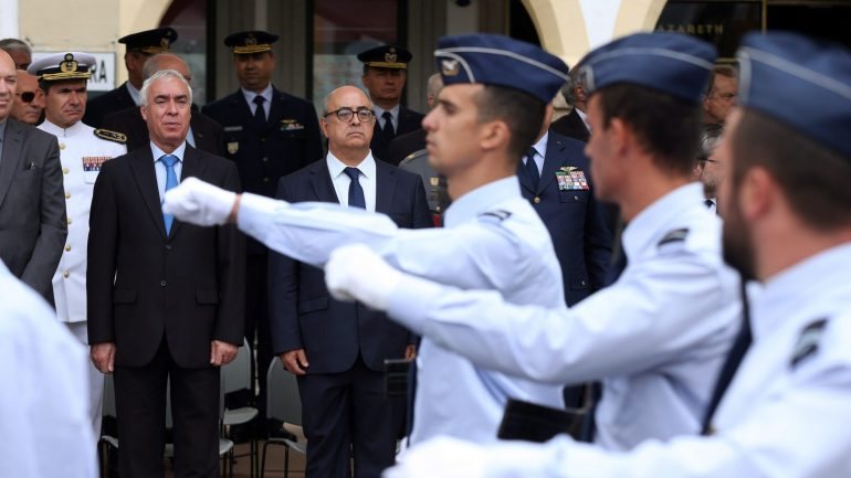 Ministro falou na cerimónia militar integrada nas comemorações do 66.º aniversário da Força Aérea Portuguesa