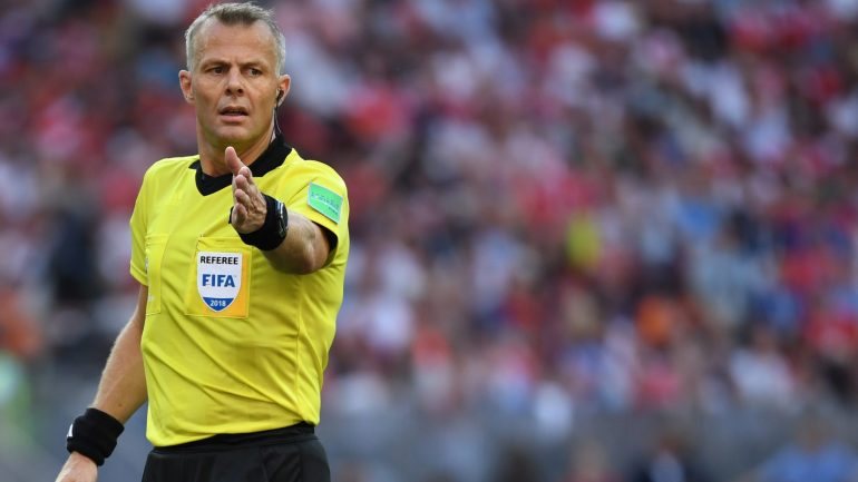 Björn Kuipers está a ser apontado como uma das mais fortes hipóteses para apitar a final do Mundial