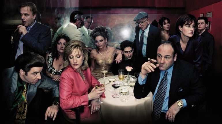 &quot;Os Sopranos&quot;, uma das melhores séries da história da televisão, foi estreada pela HBO em 1999. Veja na fotogaleria mais séries da produtora americana