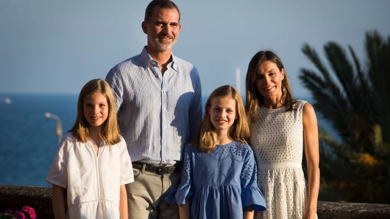 A fotografia oficial das férias de verão da família real espanhola não incluiu Juan Carlos