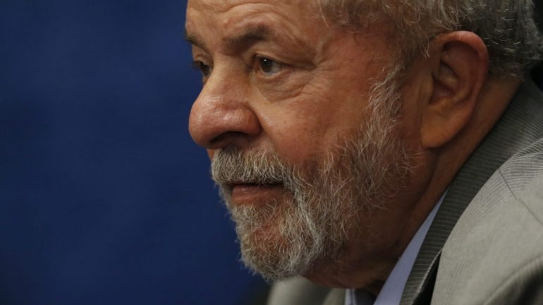 O ex-presidente brasileiro foi condenado a 12 anos e um mês de prisão