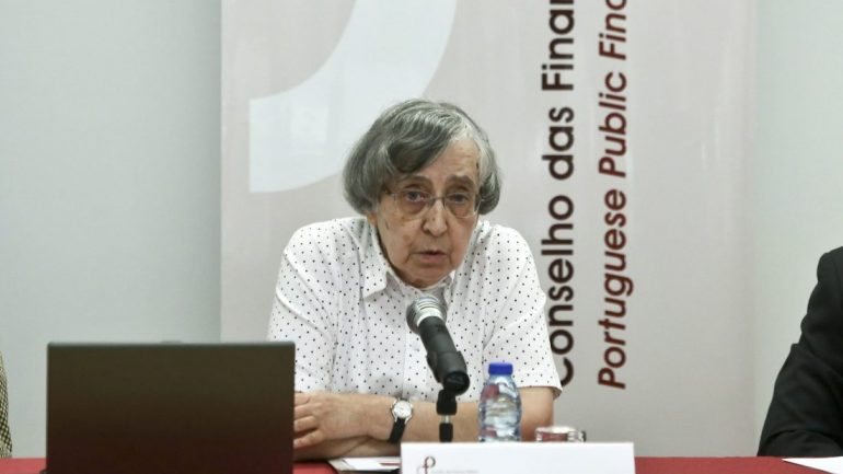 O Conselho das Finanças Públicas é dirigido pela economista Teodora Cardoso