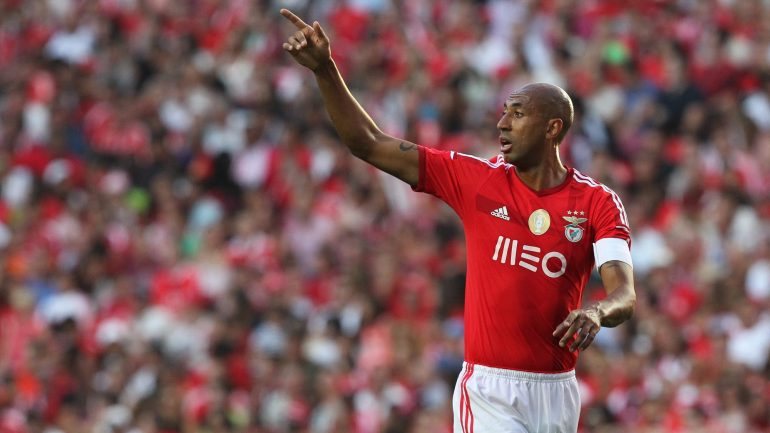 A história do Benfica de Vieira mistura-se com o percurso do brasileiro no clube da Luz