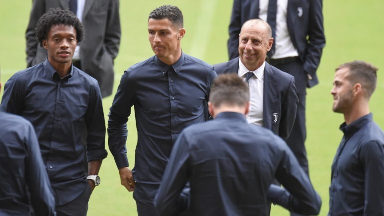 A Juventus de Cristiano Ronaldo está em Valência onde, esta quarta-feira, dá o pontapé de saída na fase de grupos da 'Champions' no Mestalla.