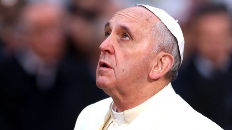 Acusado por um membro da Cúria Romana de encobrir um caso de abusos sexuais, o Papa Francisco enfrenta um dos períodos mais difíceis do pontificado