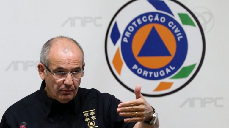Rui Esteves, ex-comandante da Proteção Civil, demitiu-se a 7 maio de 2018