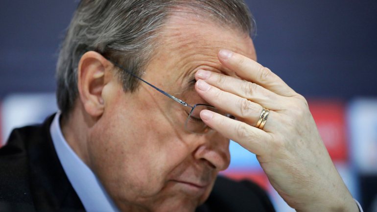 Atual crise no Real Madrid tem sido uma dor de cabeça para Florentino Pérez, presidente dos merengues