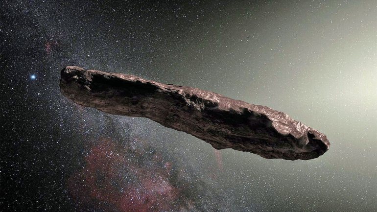 'Oumuamua, o objeto interstelar em forma de charuto