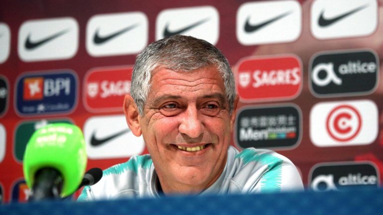O selecionador português Fernando Santos referiu que Portugal tem capacidade para &quot;vencer qualquer equipa&quot;