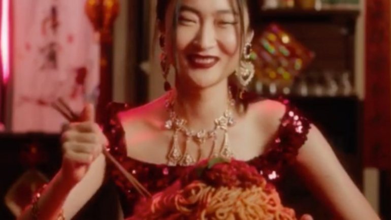 Um anúncio com uma protagonista chinesa foi considerado &quot;ofensivo&quot; por utilizadores das redes sociais e celebridades do país