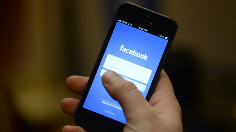 Facebook apagou a publicação apenas 15 dias depois de ter sido feito, e dois dias após o casamento.