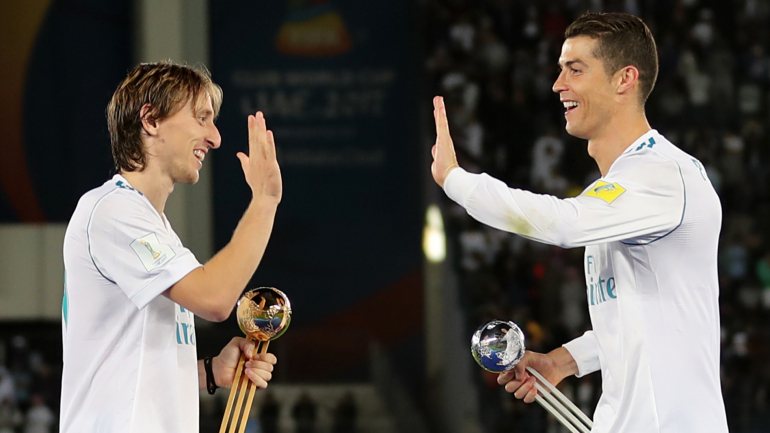 Modric e Ronaldo surgem nos dois primeiros lugares nesta nova aposta para a Bola de Ouro, com vitória para o croata
