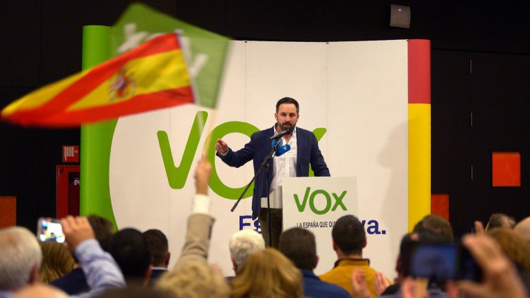 Santiago de Abascal é o candidato do partido de extrema-direita Vox, que elegeu 12 deputados para o parlamento andaluz
