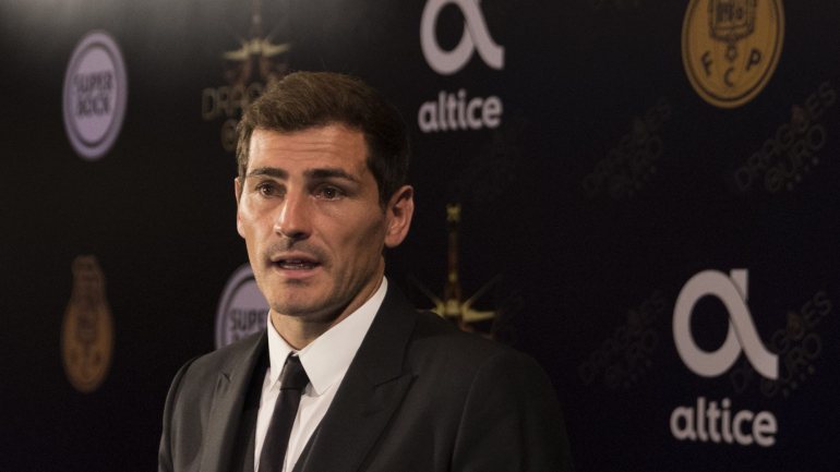 Iker Casillas é atualmente jogador do Fc Porto