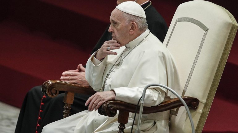 Fotografia do Papa Francisco durante uma audiência no Vaticano.
