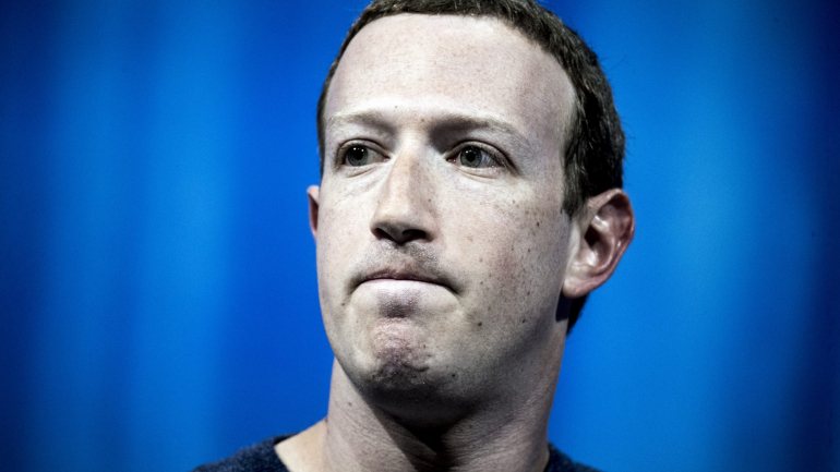 A propósito da polémica com a Cambridge Analytica, Mark Zuckerberg foi questionado no Congresso norte-americano e no Parlamento Europeu