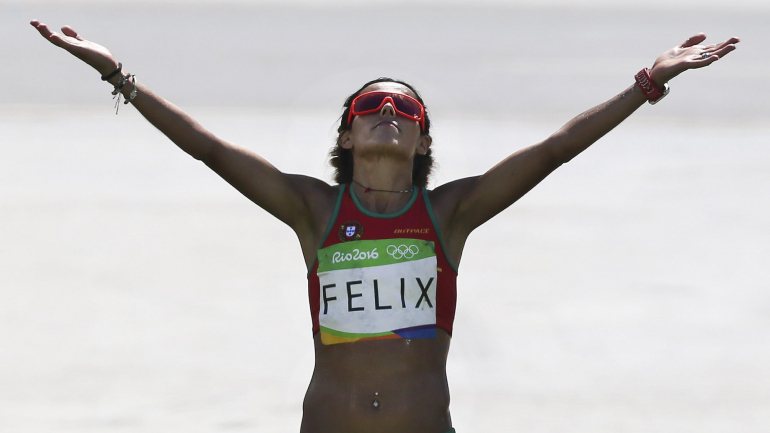 Dulce Félix correu a maratona de Valência em 2:25.24 horas, ficando a sete segundos do seu recorde pessoal