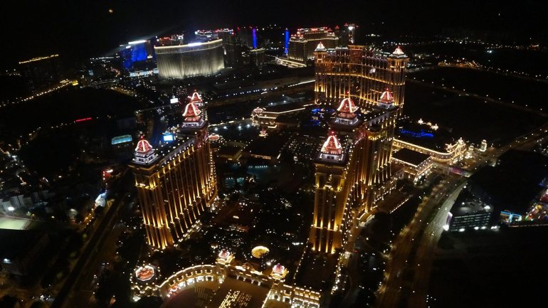 O levantamento de grandes quantias de dinheiro seria jogado nos casinos de Macau