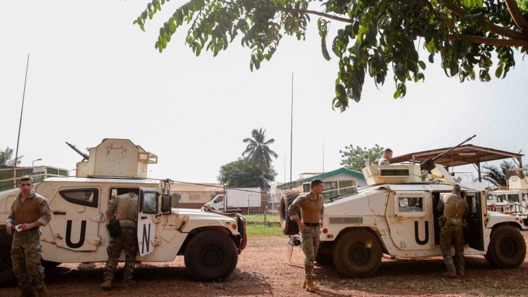 Militares portugueses no centro de comando da EUTM em Bangui, República Centro-Africana