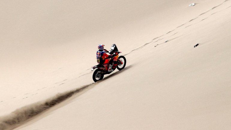 O britânico Sam Sunderland (KTM) venceu esta segunda-feira a sétima etapa em motas do rali Dakar de todo-o-terreno