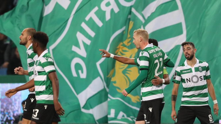 Nani e Bruno Fernandes marcaram os golos do Sporting frente ao Moreirense ainda dentro da primeira meia hora de jogo