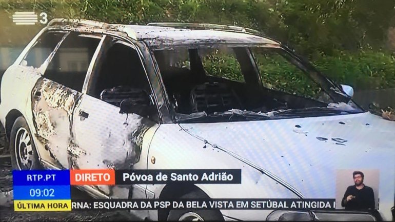 Houve quatro viaturas incendiadas no concelho de Odivelas, duas delas na Póvoa de Santo Adrião (Imagem RTP)