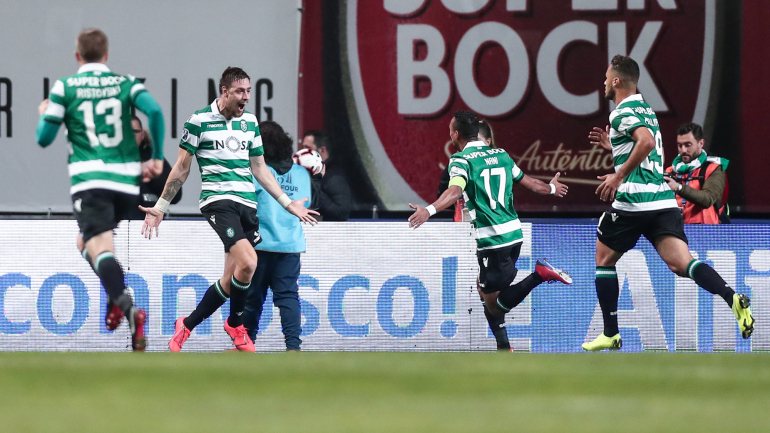 Coates marcou o golo que deu o empate ao Sporting ainda antes do intervalo, respondendo ao golo madrugador de Dyego Costa