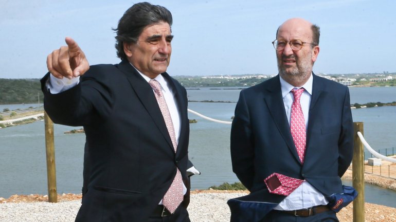 João Pedro Matos Fernandes, ministro do ambiente, e Carlos Martins, secretário de Estado do ambiente