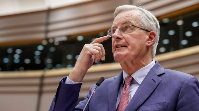 O negociador-chefe da União Europeia para o Brexit, Michel Barnier, apontou que Theresa May se distanciou do acordo que ela própria negociou