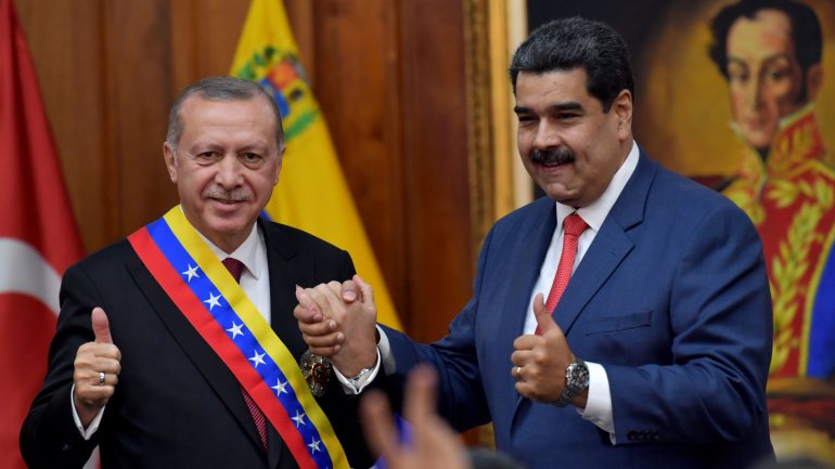 Erdogan e Maduro, juntos no passado dia 3 de dezembro, em Caracas