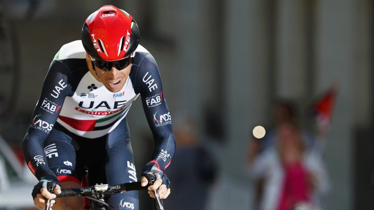 O ciclista português Rui Costa (UAE-Emirates) manteve esta quarta-feira a quarta posição na Volta a Omã