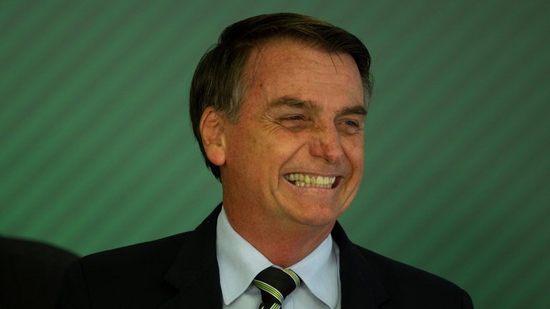 Bolsonaro foi internado no último dia 27 para ser sujeito a uma cirurgia de retirada de uma bolsa de colostomia