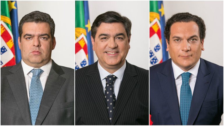 Os ex-secretários de Estado Fernando Rocha Andrade, João Oliveira e João Vasconcelos