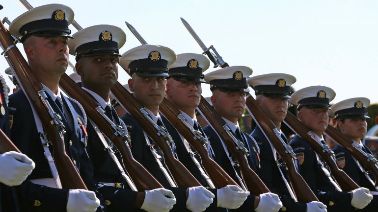 A Guarda Costeira é um dos ramos navais das forças armadas dos Estados Unidos
