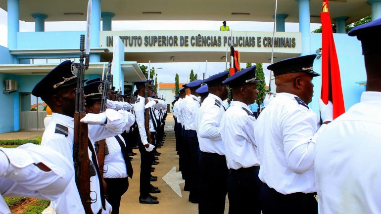 A 18 de dezembro de 2018, a polícia nacional angolana indicou ter expulso da corporação 127 efetivos do quadro de pessoal e despromovido outros 10 na sequência de diversas infrações