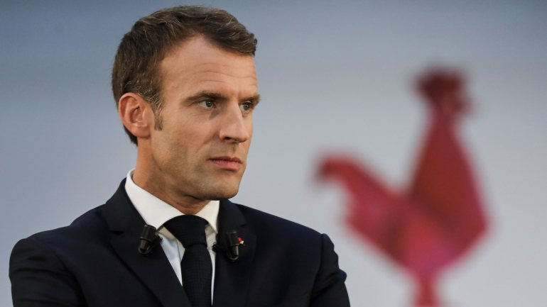 O Presidente de França, Emmanuel Macron, está a recuperar do seu mínimo histórico de popularidade. Tem a aprovação de 32% dos eleitores