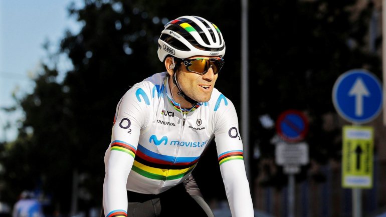 Alejandro Valverde (Movistar) venceu a terceira etapa da Volta aos Emirados Árabes Unidos