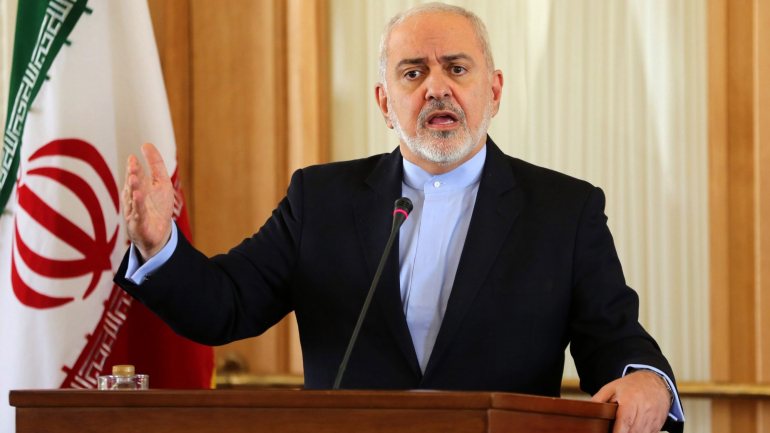 O Ministro dos Negócios Estrangeiros do Irão, Mohammad Javad Zarif, tinha anunciado a demissão do cargo pelo Instagram