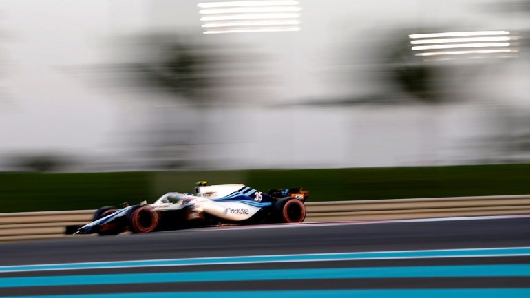 A francesa Renault afirma ganhar um piloto experiente e familiarizado com a Fórmula 1 atual, ao referir-se ao piloto russo