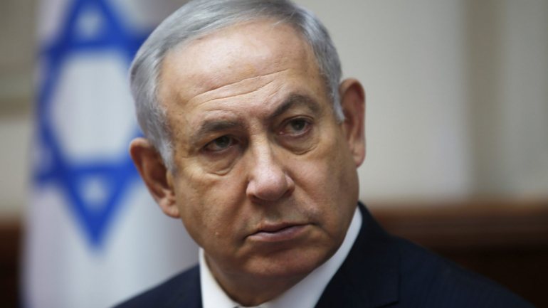 Benjamin Netanyahu poderá defender-se das suspeitas que recaem sobre si antes de a acusação ser emitida