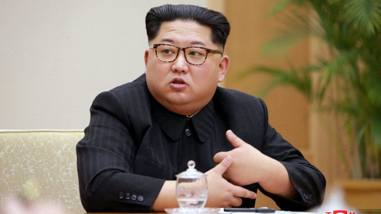 Líder norte-coreano é o culpado da morte de Otto Warmbier, declaram os pais do jovem norte-americano em comunicado divulgado esta sexta-feira.