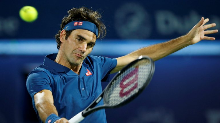 Caso derrote o grego, no sábado, Federer torna-se o segundo jogador na 'era Open' a atingir os 100 títulos ATP, depois do norte-americano Jimmy Connors, que conquistou 109