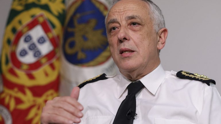 O almirante António Silva Ribeiro completa um ano de mandato como Chefe do Estado-Maior-General das Forças Armadas