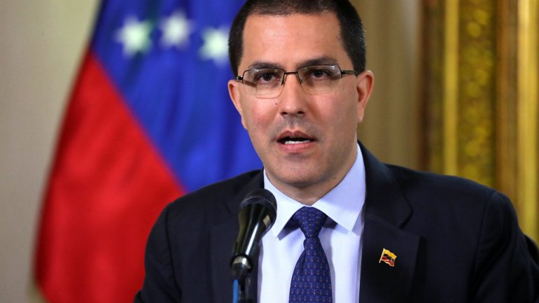 A Venezuela deu esta quarta-feira 48 horas ao embaixador da Alemanha para sair do país