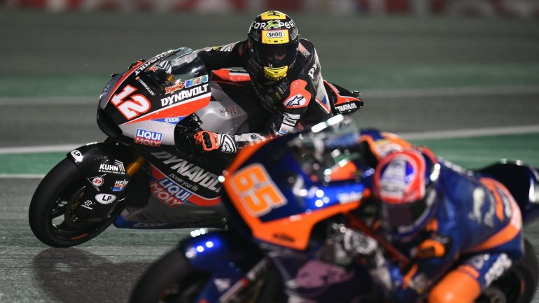 Vários pilotos têm pedido a antecipação, por questões de segurança, da corrida de MotoGP de domingo, no circuito de Losail, no Qatar