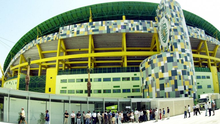 O Sporting venceu por 2-1 no Estádio do Bessa, num jogo da I Liga portuguesa disputado no sábado