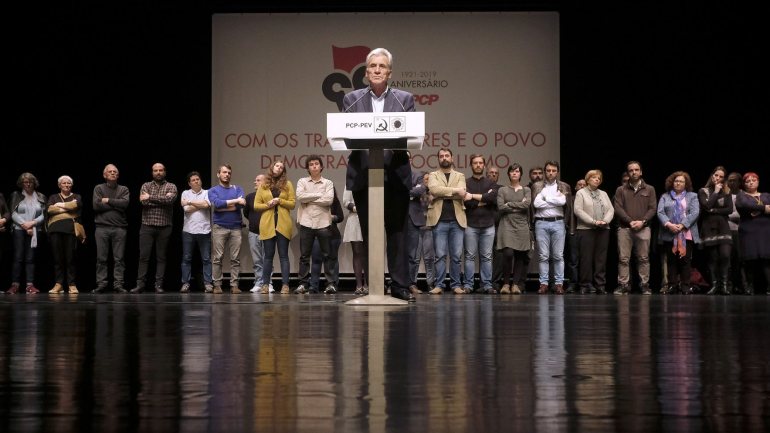 Jerónimo de Sousa falou durante um comício de comemoração do 98.º aniversário do PCP.