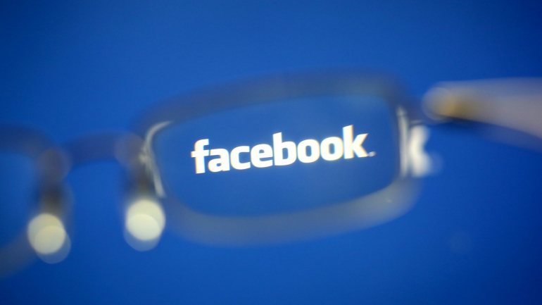 O Facebook assegura que, marcando uma notícia como falsa, pode-se reduzir a sua circulação até 80%
