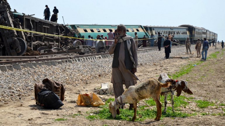 O comboio fazia o trajeto entre Rawalpindi, cidade vizinha de Islamabad, e Quetta, a capital da província do Baluchistão