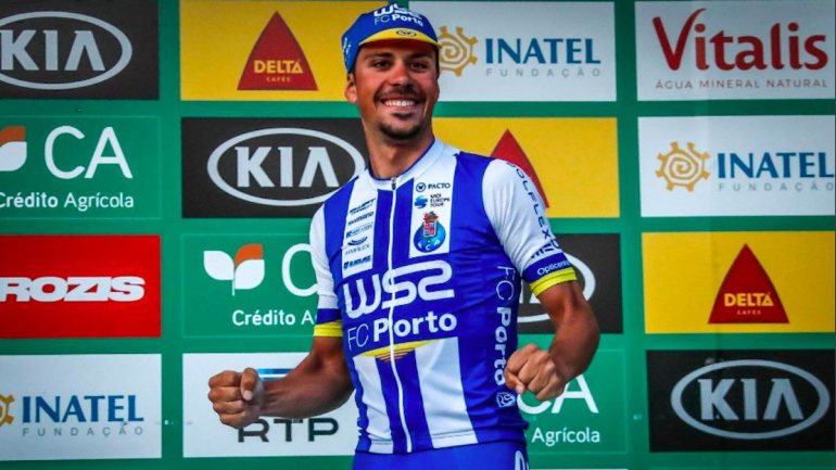 O vencedor terminou a prova com menos três segundos do que o ciclista Luís Mendonça, da equipa Rádio Popular-Boavista